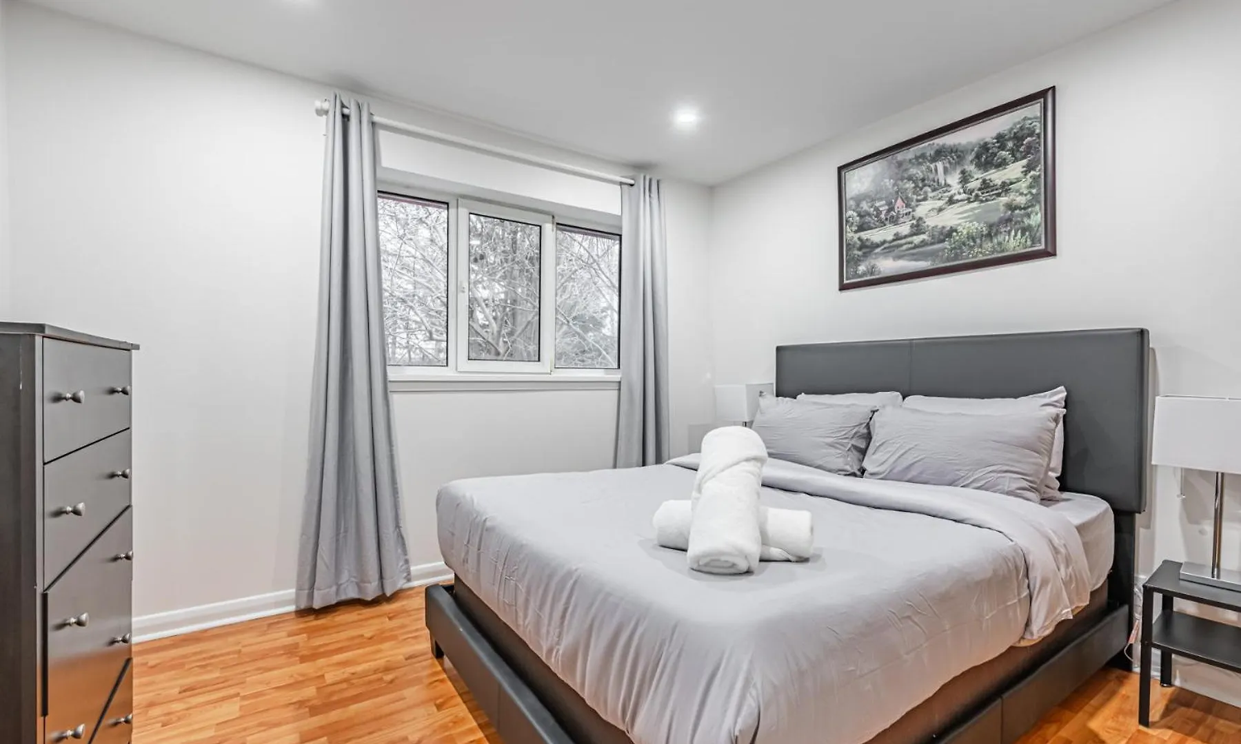 Littlewood Properties Toronto Apartment