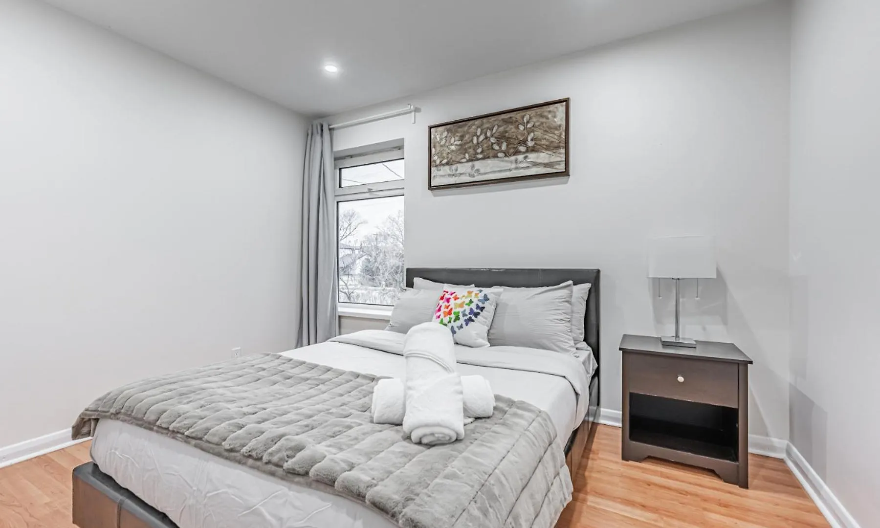 Apartment Littlewood Properties Toronto